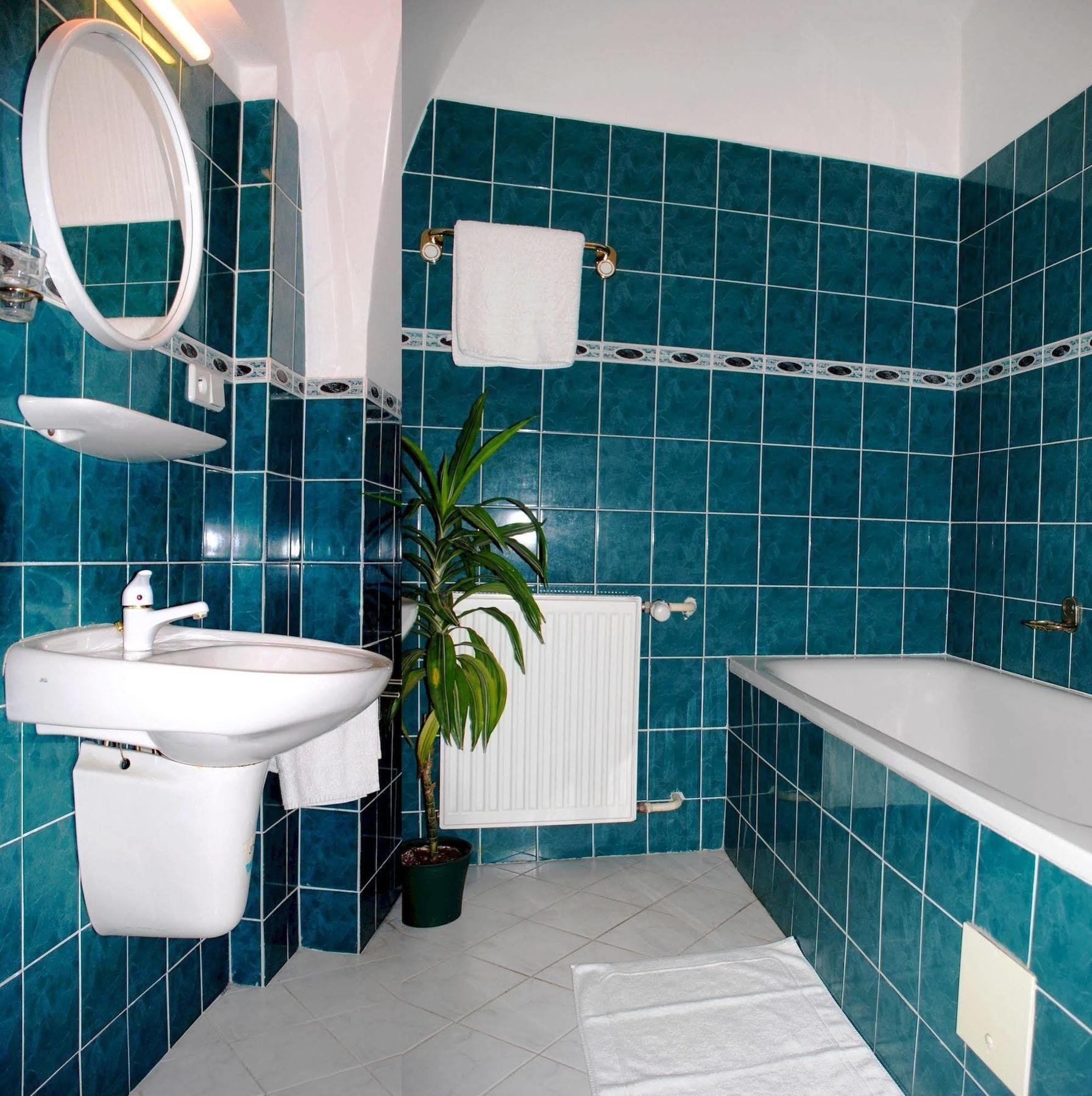 Hotel Zlaty Kohout Mladá Boleslav Buitenkant foto