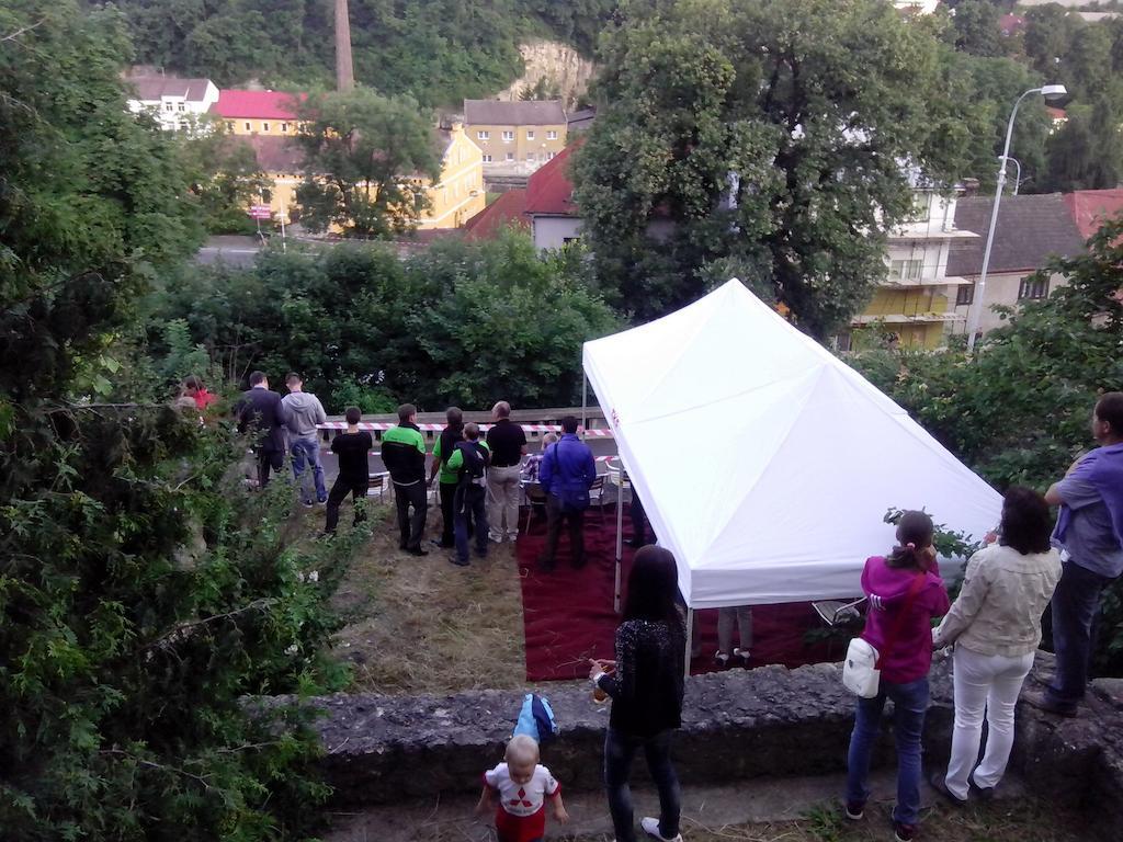 Hotel Zlaty Kohout Mladá Boleslav Buitenkant foto
